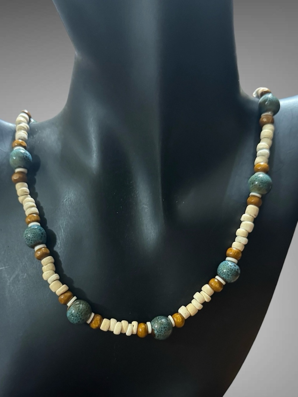 BOHO BEADED NECKLACE NEW